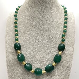 Artisan Handcrafted Green Gemstone Gold Tone Beaded Statement Necklace Elegant